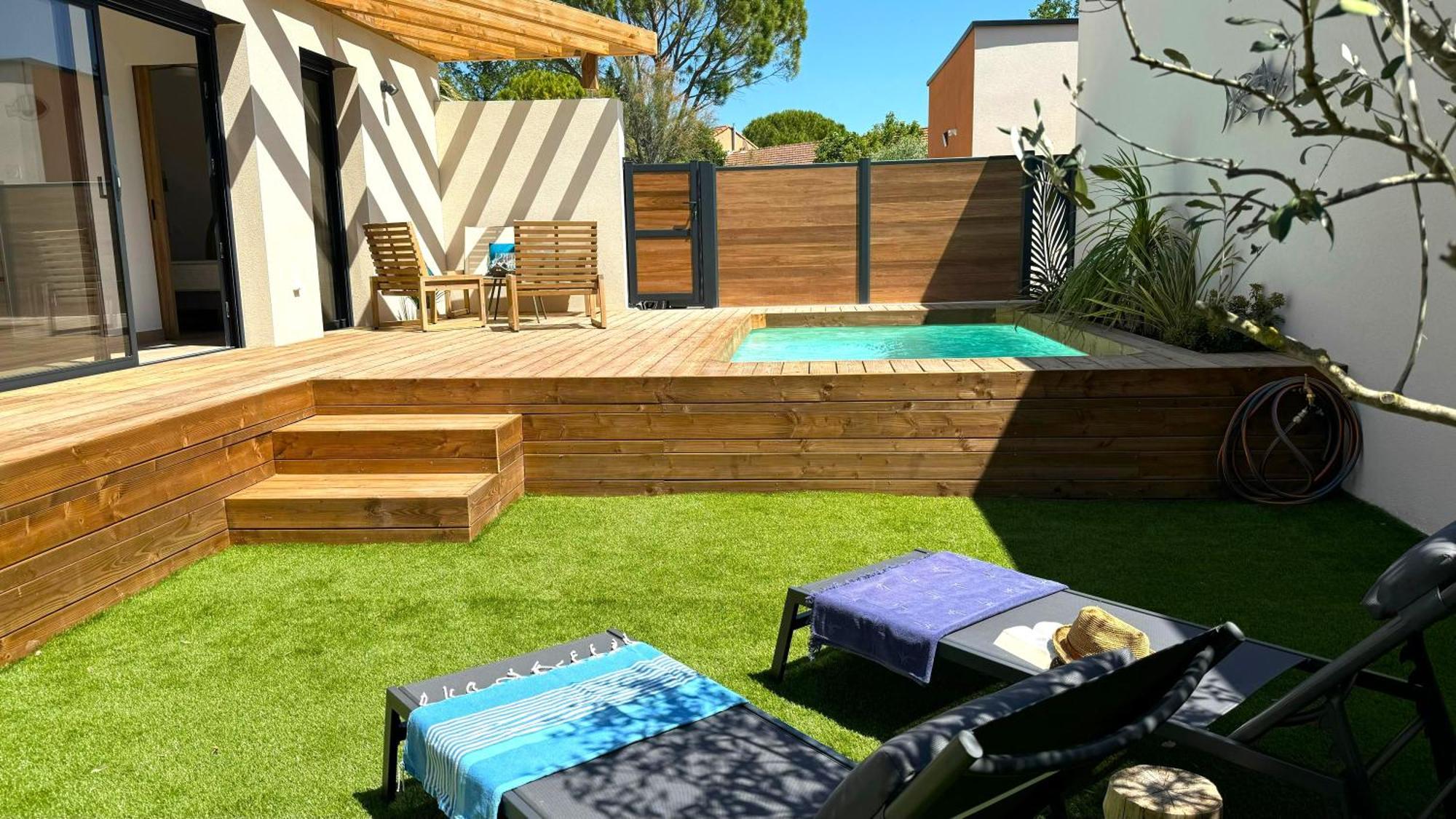 Daya Lodge. LʼIsle-sur-la-Sorgue Eksteriør billede